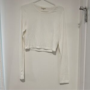 Aritzia Wilfred Free White Cropped Long Sleeve